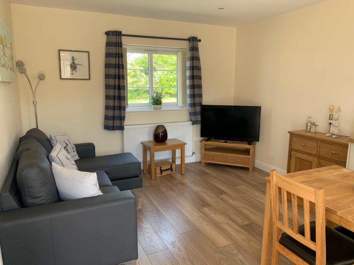 Cosy Village Location - One Bedroom Barn Barmston Exterior photo