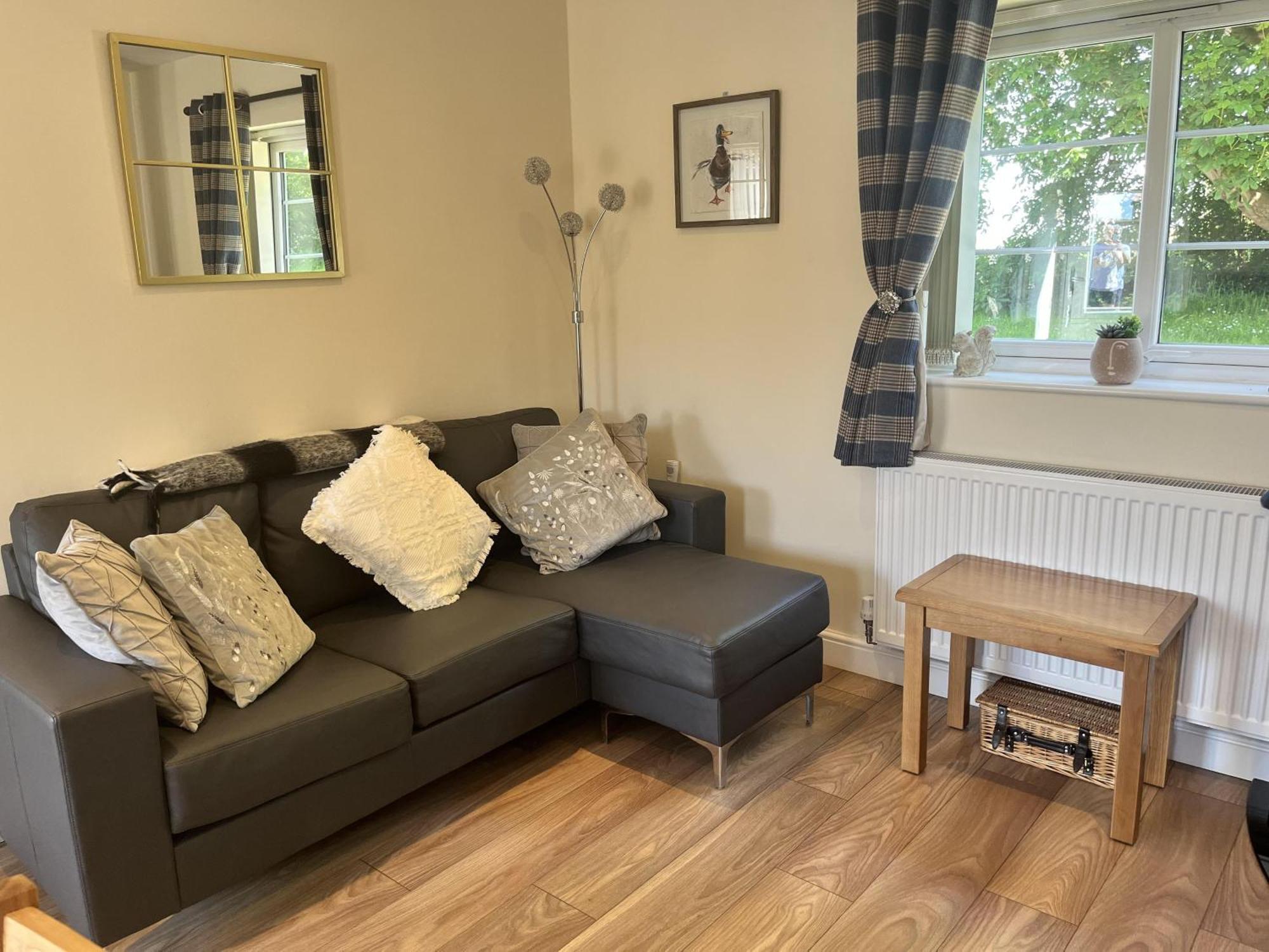 Cosy Village Location - One Bedroom Barn Barmston Exterior photo
